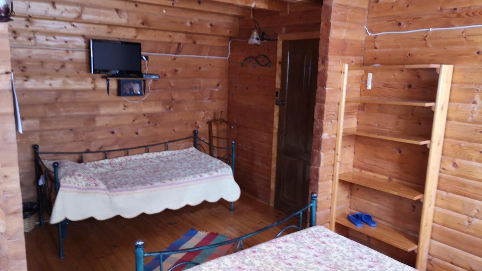 Pensiunea Izvorul Bucuriei Siriu Extérieur photo
